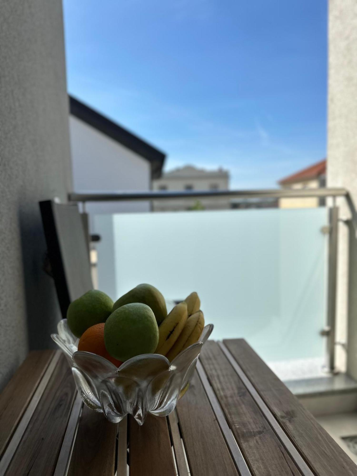 Apartman “Manhattan” Križevci Buitenkant foto
