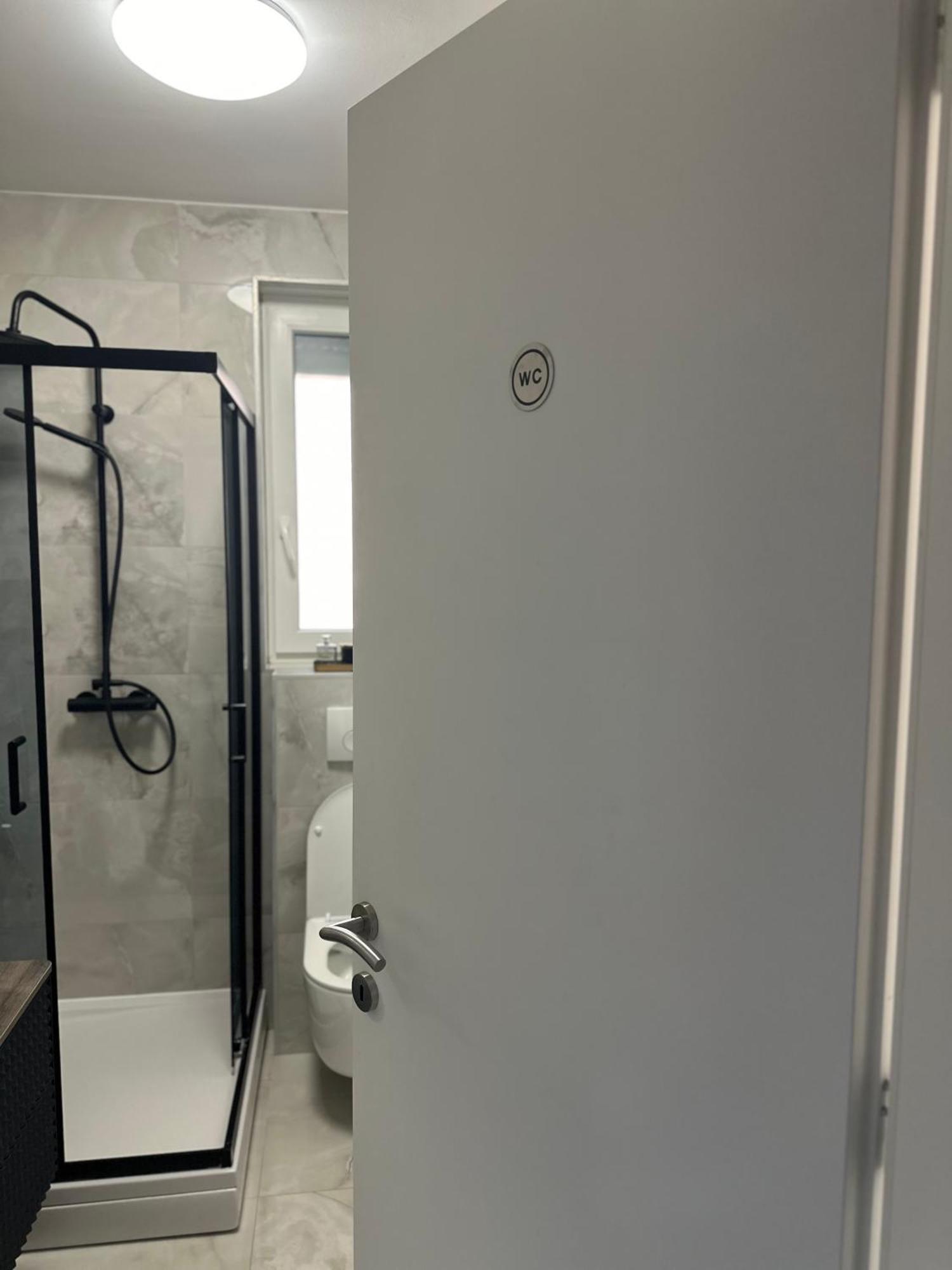 Apartman “Manhattan” Križevci Buitenkant foto