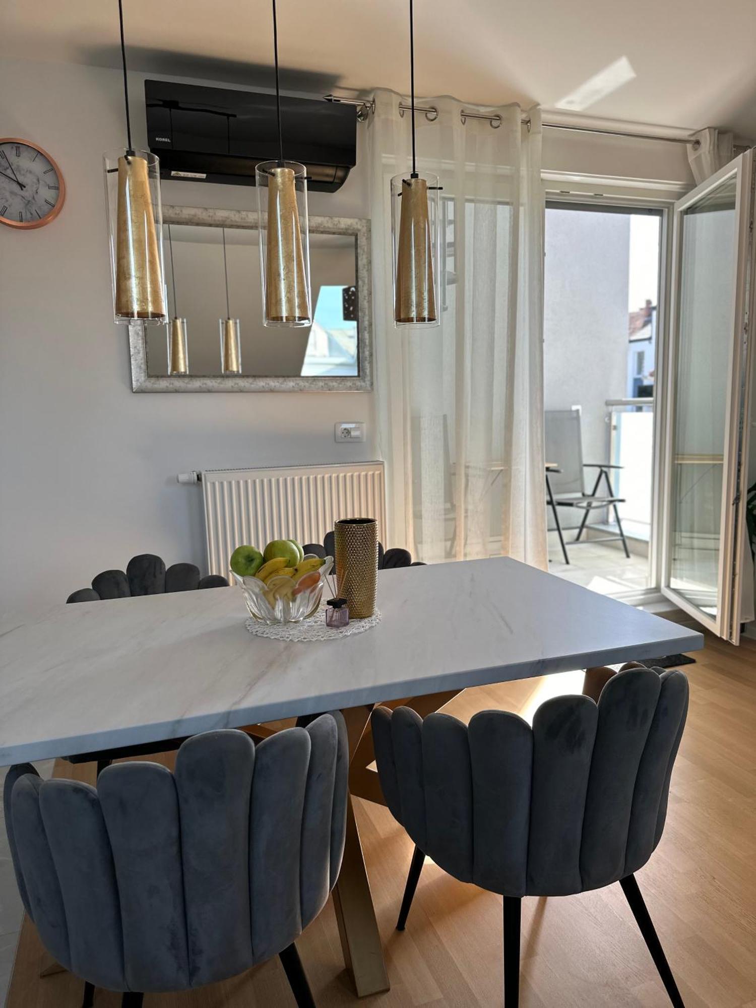 Apartman “Manhattan” Križevci Buitenkant foto